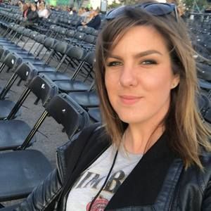 Meet your Posher, Stephanie